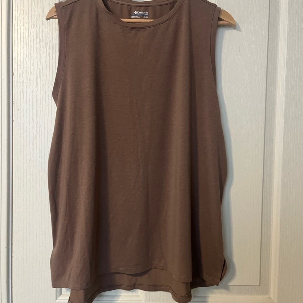 Columbia Mauve Sleeveless Muscle Tee Relaxed Fit